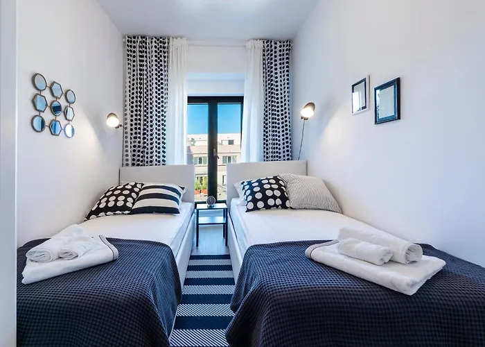 Adriatic Oasis & Marine View דירה *